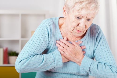 7 Signs of a Possible Heart Attack in Seniors