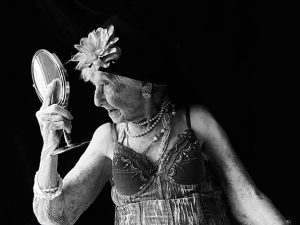 100 Year Old Women Teach About Beauty 